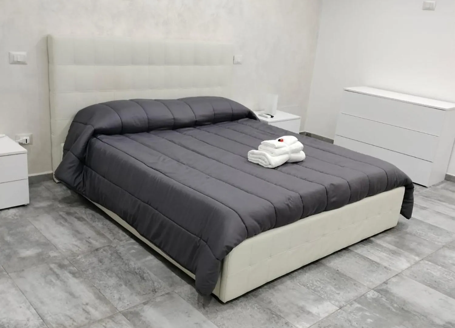 Apartment Holiday Home Litteri One Catania
